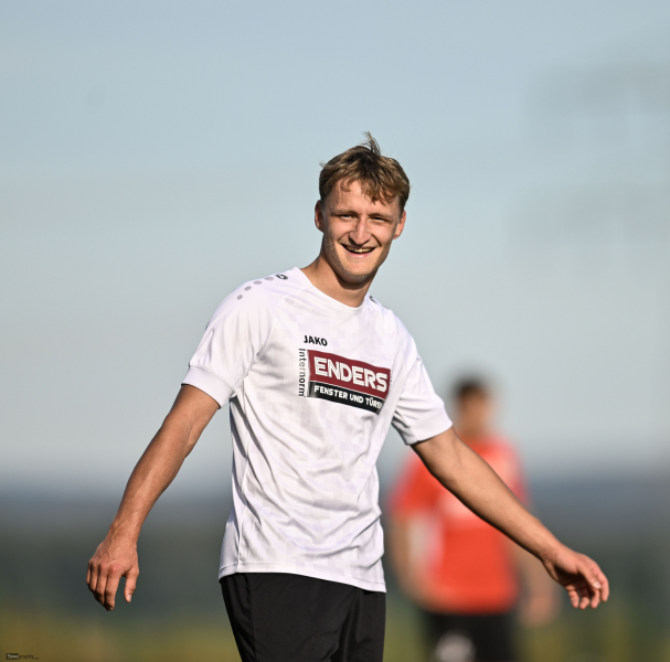 89_Yowegraphy_Jonas_Wenzel_250920_YZ91382