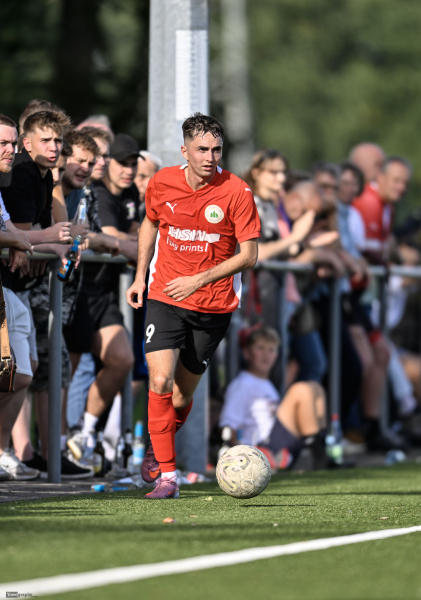 90_Yowegraphy_Jonas_Wenzel_250920_YZ91399