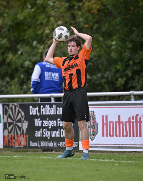 23_Yowegraphy_Jonas_Wenzel_250921_YZ92809