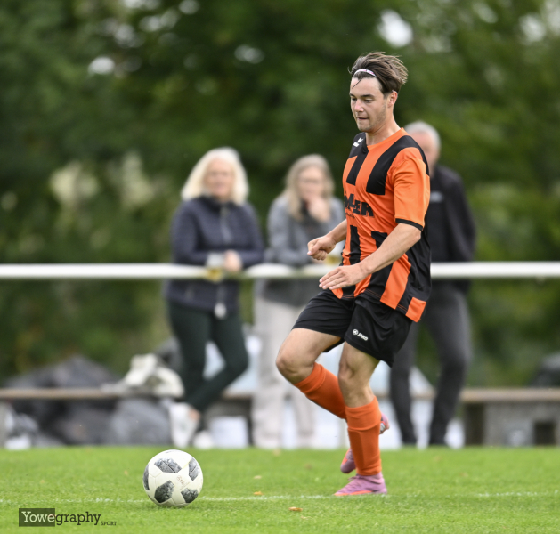 48_Yowegraphy_Jonas_Wenzel_250921_YZ93473