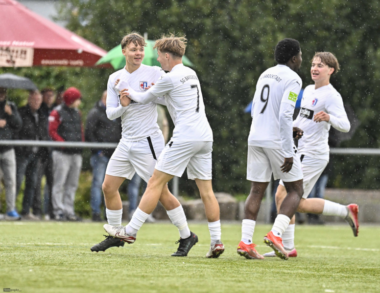 JSG Flieden Schweben - SG Barockstadt U19: Lennox Erb mit Kilian Krik