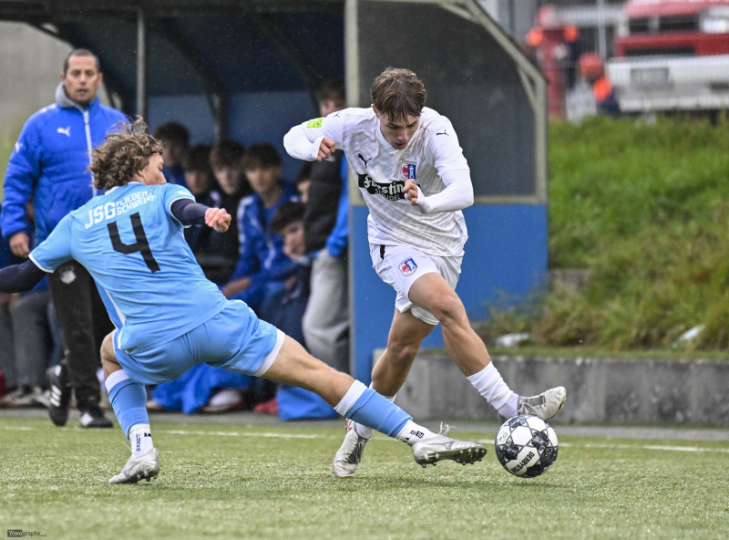 JSG Flieden Schweben - SG Barockstadt U19: Kilian Krik gegen Mats Zinkand