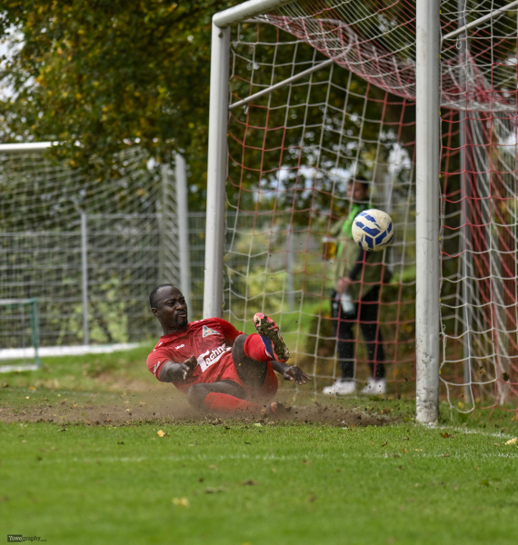 SG Sickels - SV Großenlüder: Roger Mouangue Mouangue