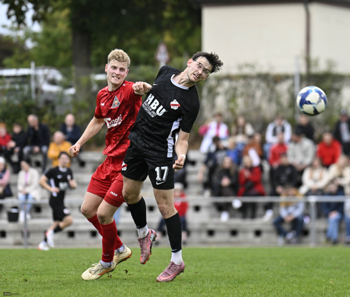 SG Sickels - SV Großenlüder: Hendrik Auth gegen Cedric Bickert