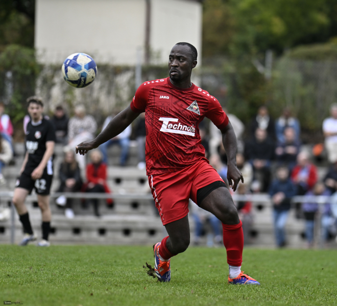SG Sickels - SV Großenlüder: Roger Mouangue Mouangue