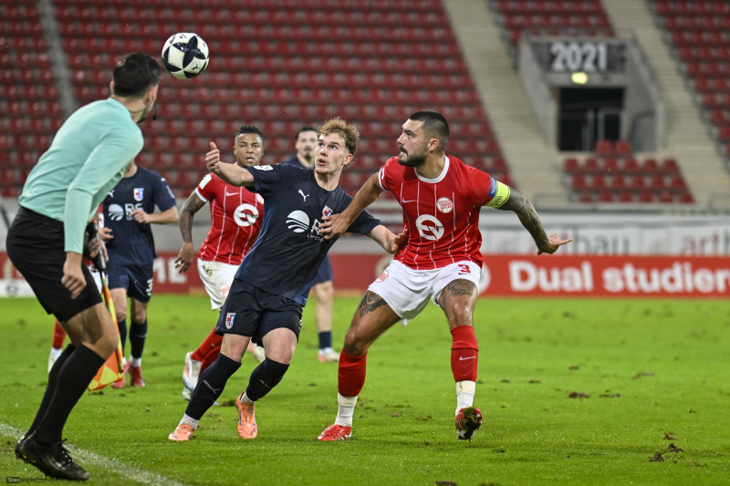 OFC Kickers Offenbach - SG Barockstadt Fulda: Moritz Dittmann gegen Maximilian-Christian Rossmann