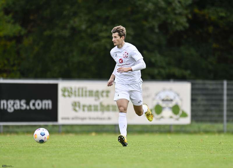 29_Yowegraphy_Jonas_Wenzel_251004_YZ95659