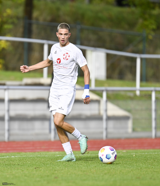 61_Yowegraphy_Jonas_Wenzel_251004_YZ96259