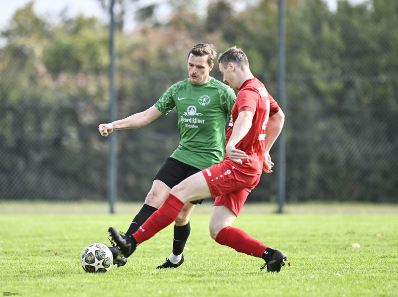 SV Teutonia Großenlüder - FSG Vogelsberg: Benedikt Seifert gegen Moritz Caspar