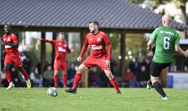 SV Teutonia Großenlüder - FSG Vogelsberg: Pascal Strehl gegen Lorenz Ruhl