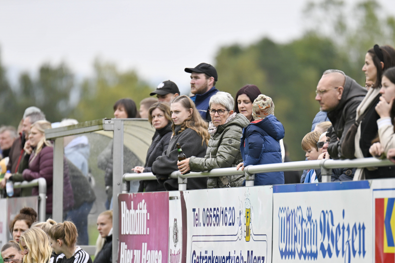 30_Yowegraphy_Jonas_Wenzel_251012_YZ94395