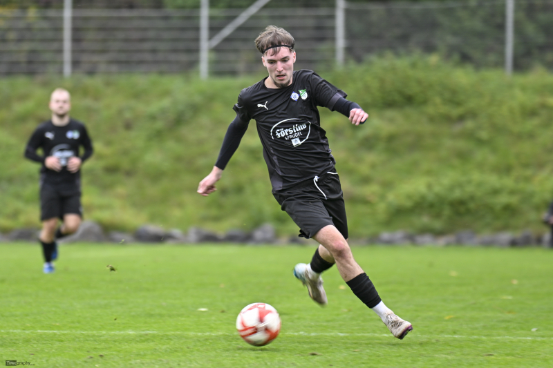 10_Yowegraphy_Jonas_Wenzel_251012_YZ94864