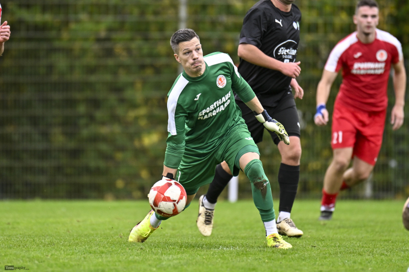 42_Yowegraphy_Jonas_Wenzel_251012_YZ95419