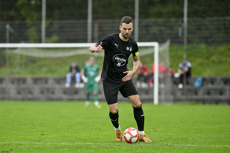 48_Yowegraphy_Jonas_Wenzel_251012_YZ95486