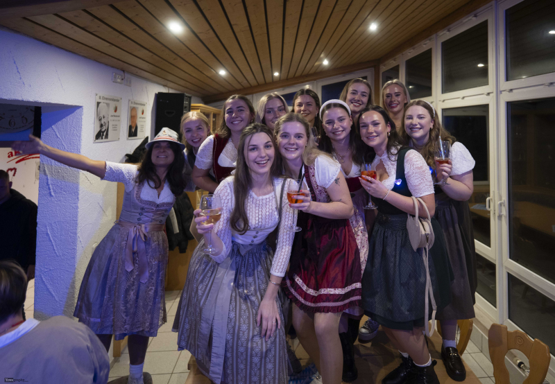 123_Yowegraphy_Jonas_Wenzel_251018_YZ98749