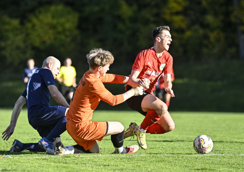 TSV Künzell - ESV Hönebach: Phlipp Kraus gegen Janis Mellen