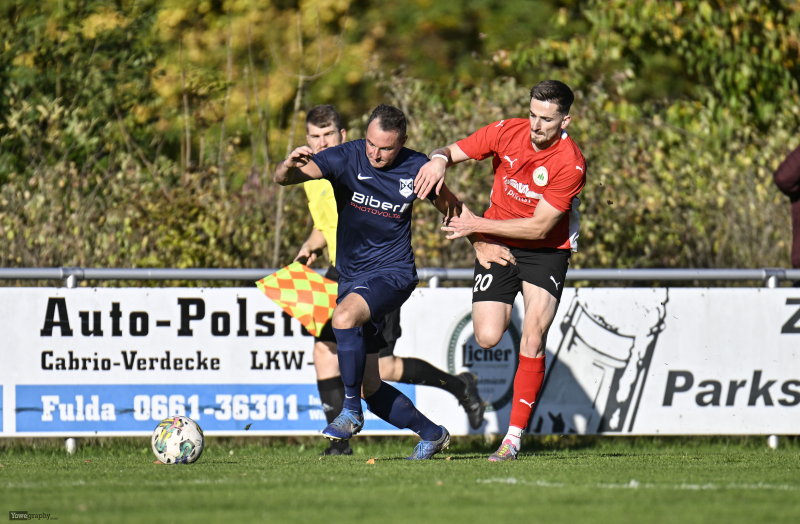 TSV Künzell - ESV Hönebach:  Fabian Budesheim gegen Nikola Naumoski