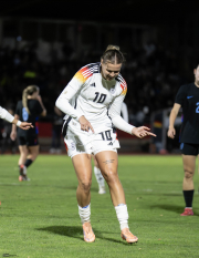 78_Yowegraphy_Jonas_Wenzel_251023_YZ94007