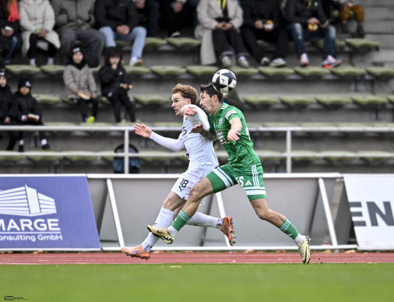 SG Barockstadt Fulda - FC 08 Homburg: Moritz Dittmann gegen Tim Steinmetz