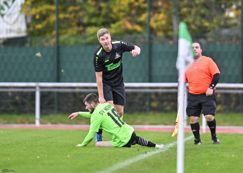 SV Neuhof - SV Großenlüder: Steffen Lüdicke