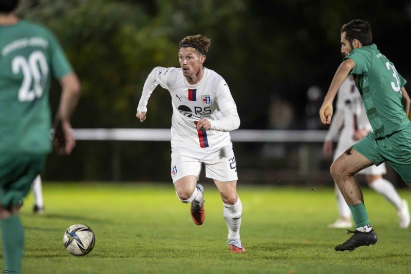 31_Yowegraphy_Jonas_Wenzel_251029_YZ98085