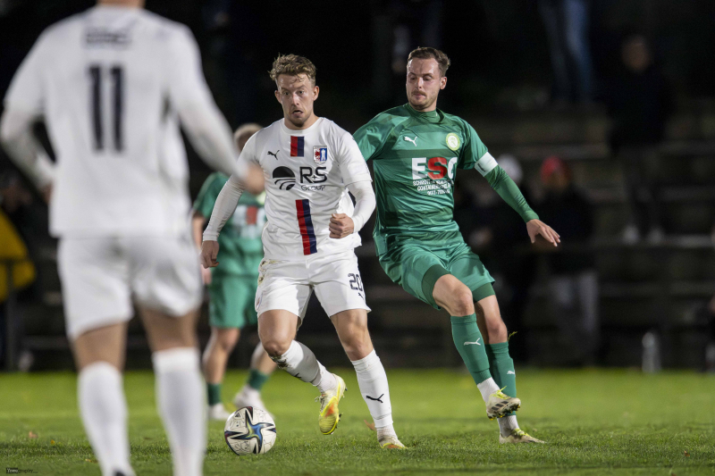 39_Yowegraphy_Jonas_Wenzel_251029_YZ98235