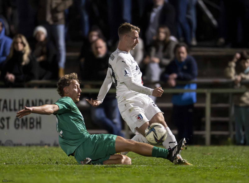 54_Yowegraphy_Jonas_Wenzel_251029_YZ98476