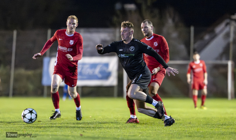 SV Hofbieber - SG Klei Hun Do: Jonas Oppermann gegen Alexander Scholz