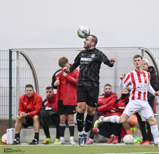 21_Yowegraphy_Jonas_Wenzel_251108_YZ97140