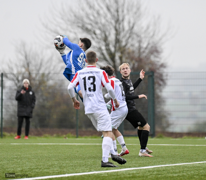 44_Yowegraphy_Jonas_Wenzel_251108_YZ98016