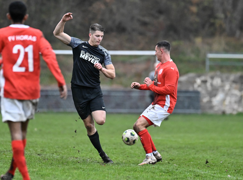 30_Yowegraphy_Jonas_Wenzel_251109_YZ99866