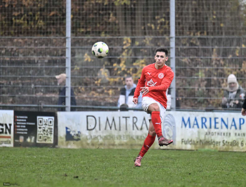 38_Yowegraphy_Jonas_Wenzel_251109_YZ99933