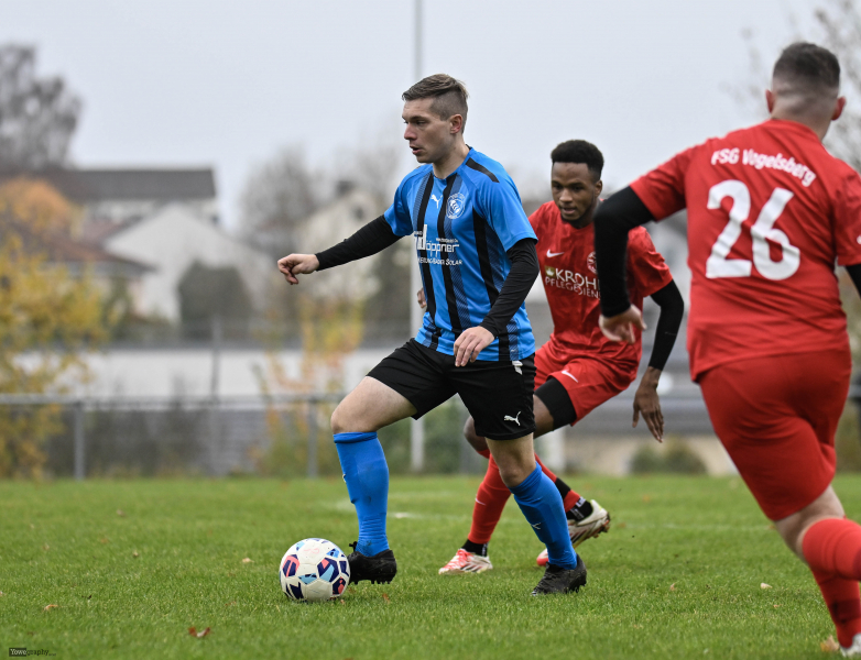 28_Yowegraphy_Jonas_Wenzel_251109_YZ98954