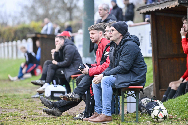 24_Yowegraphy_Jonas_Wenzel_251115_YZ92545