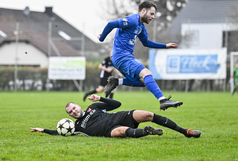 29_Yowegraphy_Jonas_Wenzel_251115_YZ92636