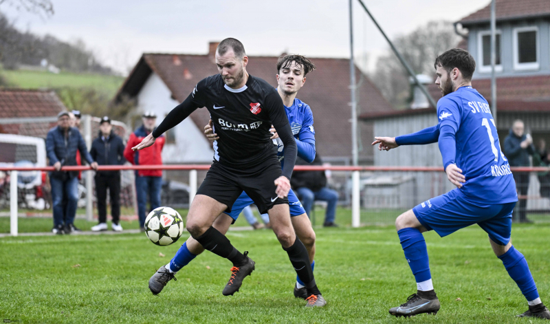 34_Yowegraphy_Jonas_Wenzel_251115_YZ92803