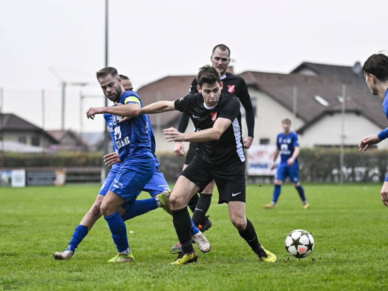 39_Yowegraphy_Jonas_Wenzel_251115_YZ92993