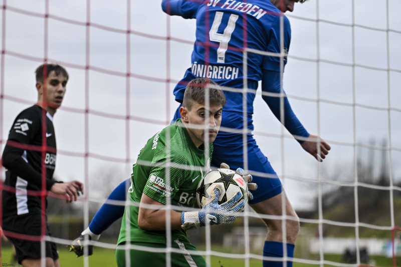 57_Yowegraphy_Jonas_Wenzel_251115_YZ93300