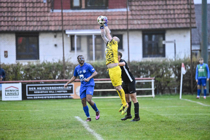 62_Yowegraphy_Jonas_Wenzel_251115_YZ93357