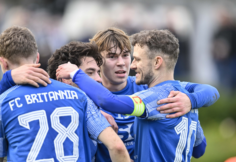 42_Yowegraphy_Jonas_Wenzel_251116_YZ95336