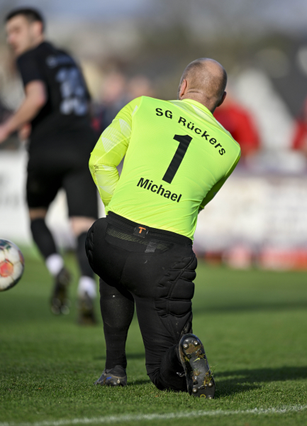 12_Yowegraphy_Jonas_Wenzel_251116_YZ95599