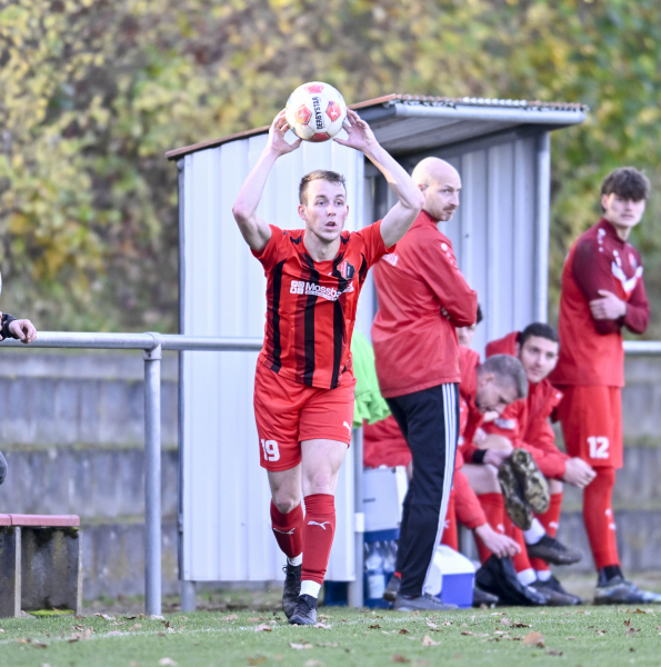 13_Yowegraphy_Jonas_Wenzel_251116_YZ95631