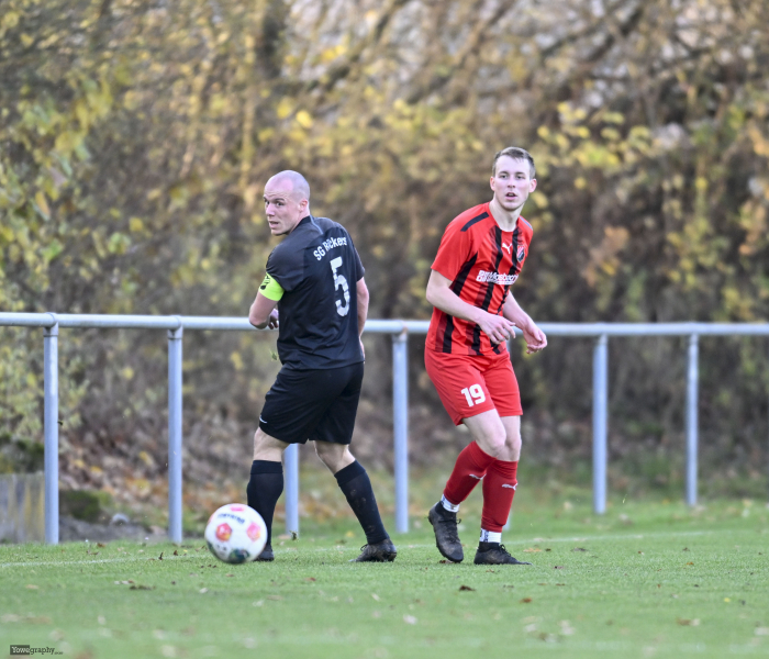 23_Yowegraphy_Jonas_Wenzel_251116_YZ95743