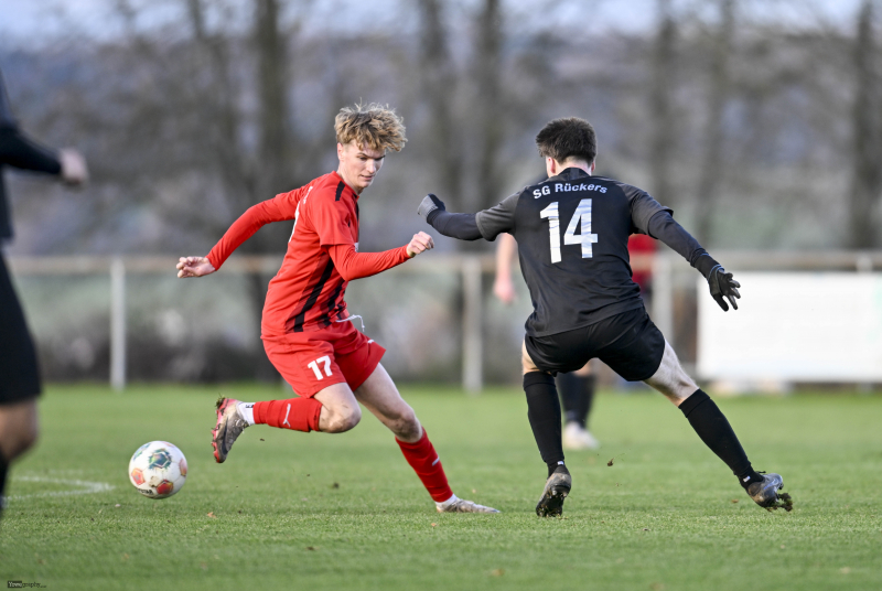 26_Yowegraphy_Jonas_Wenzel_251116_YZ95786