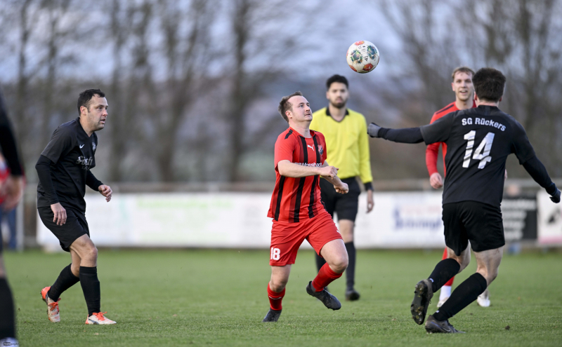 31_Yowegraphy_Jonas_Wenzel_251116_YZ95841