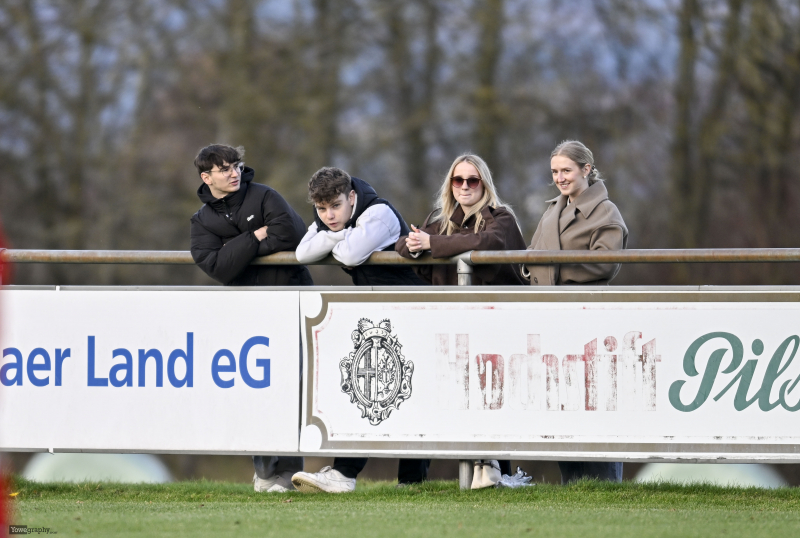 35_Yowegraphy_Jonas_Wenzel_251116_YZ95866