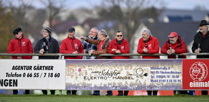 40_Yowegraphy_Jonas_Wenzel_251116_YZ95902