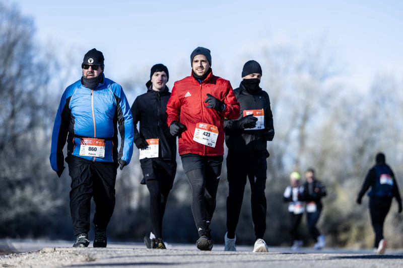 62_Yowegraphy_Jonas_Wenzel_251122_YZ98215