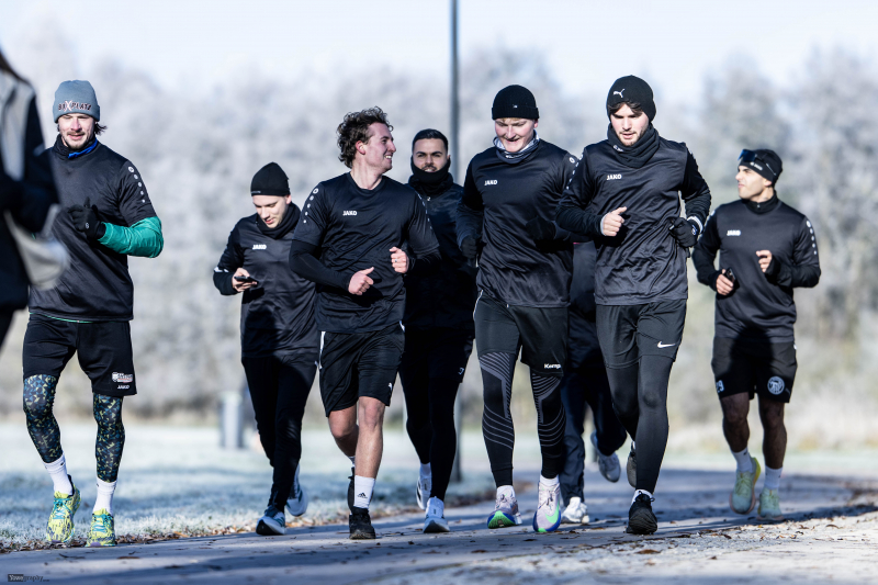 65_Yowegraphy_Jonas_Wenzel_251122_YZ98252