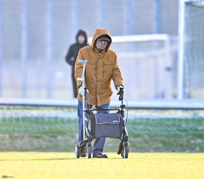 101_Yowegraphy_Jonas_Wenzel_251123_YZ90216